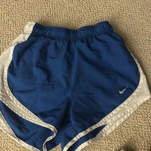 Nike shorts: royal blue